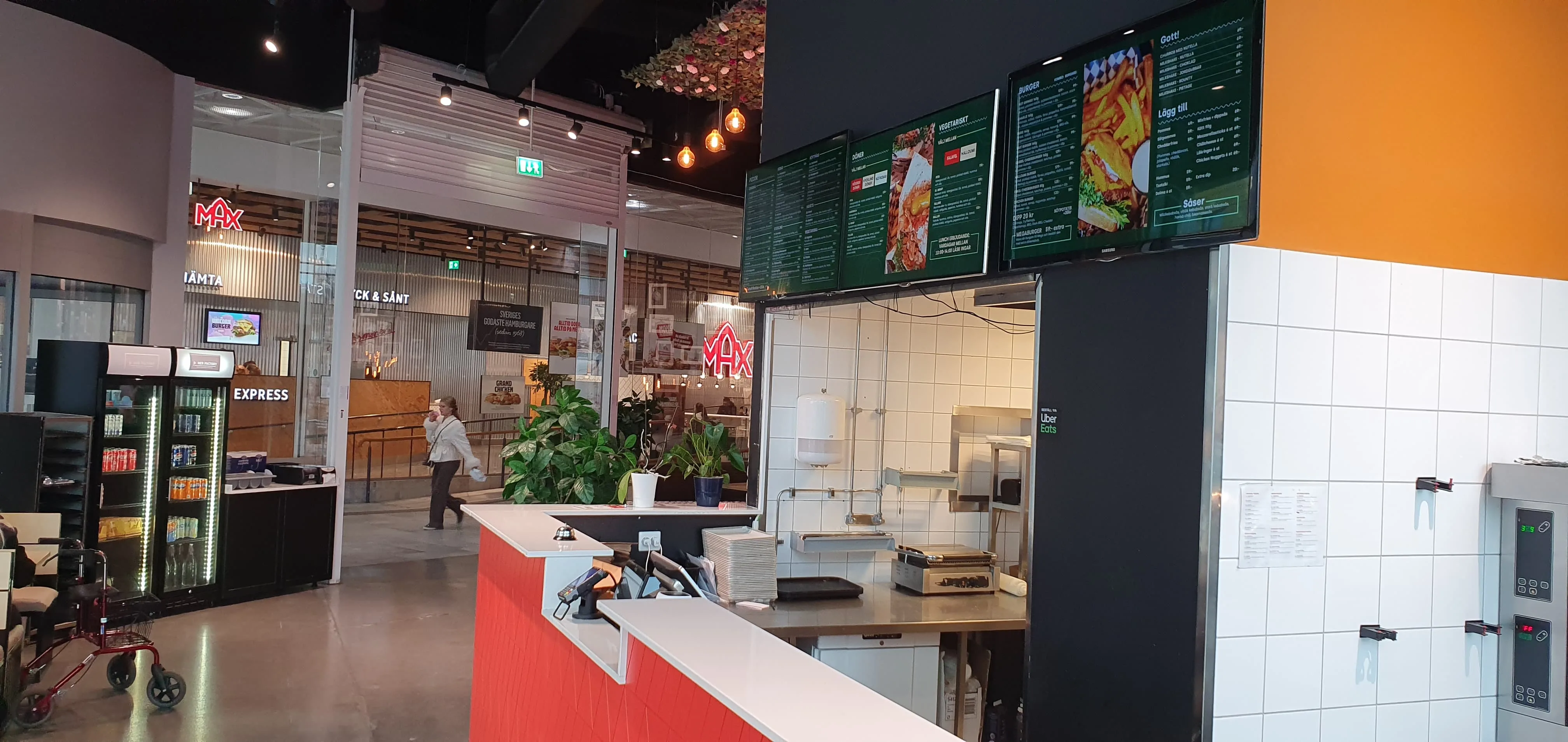 Wide seating and ambient lighting inside Doner Factory.